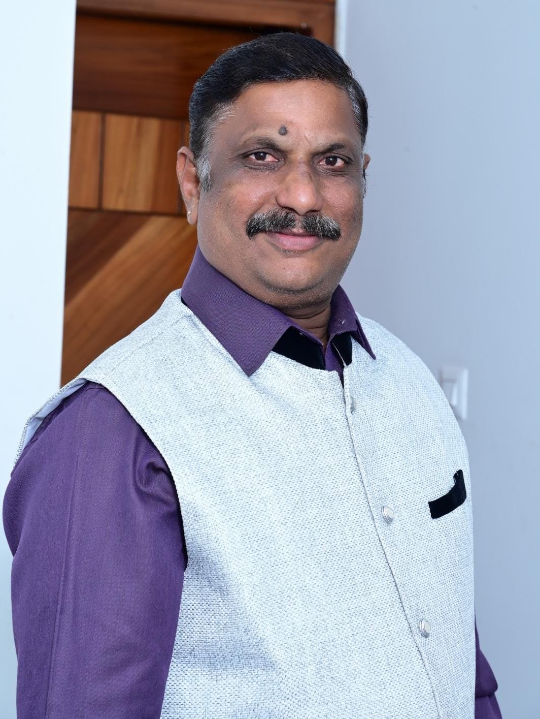 Dr.Ramesh Raju sg